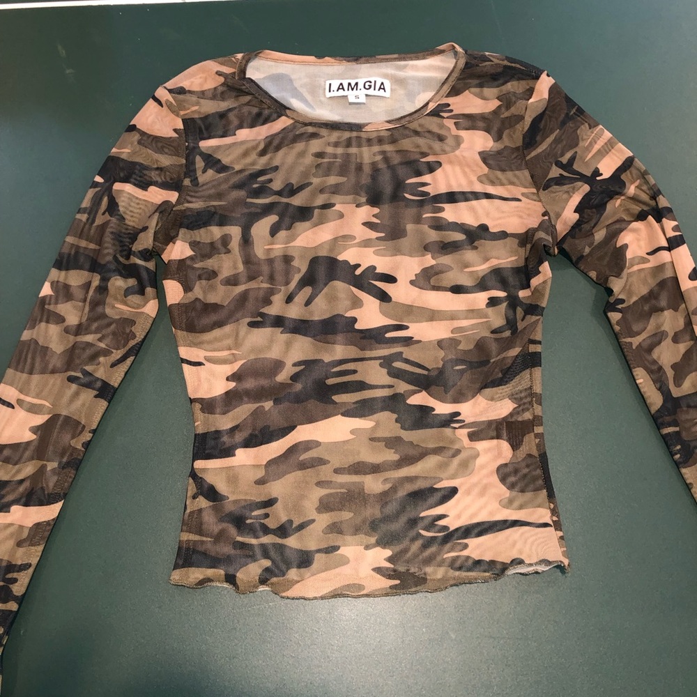 Iamgia shirt
